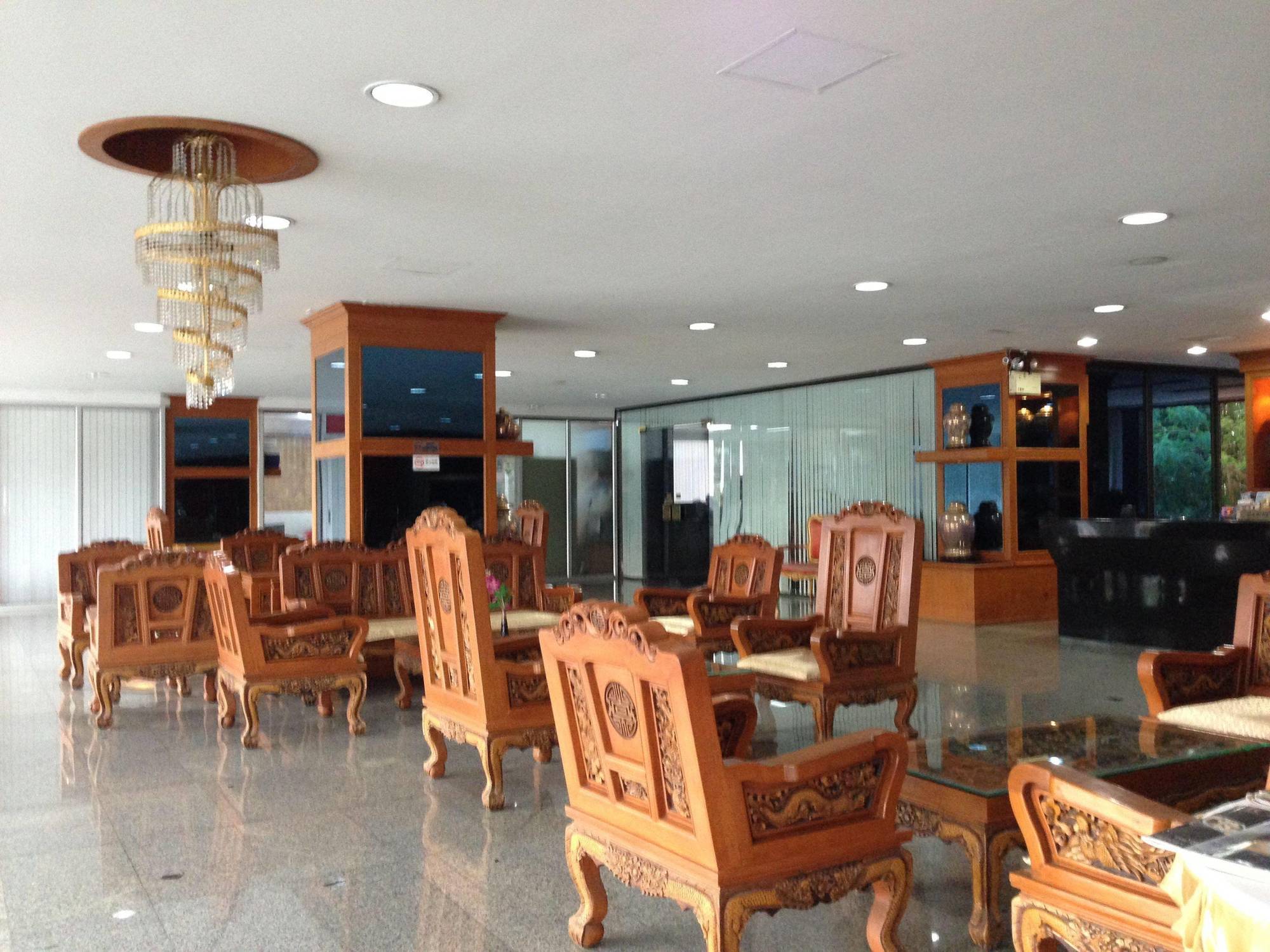 Chateau Chiangmai Hotel เชียงใหม่ ภายนอก รูปภาพ